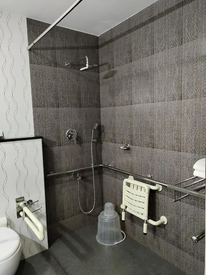 Kottavathil Hotel Tripunithura