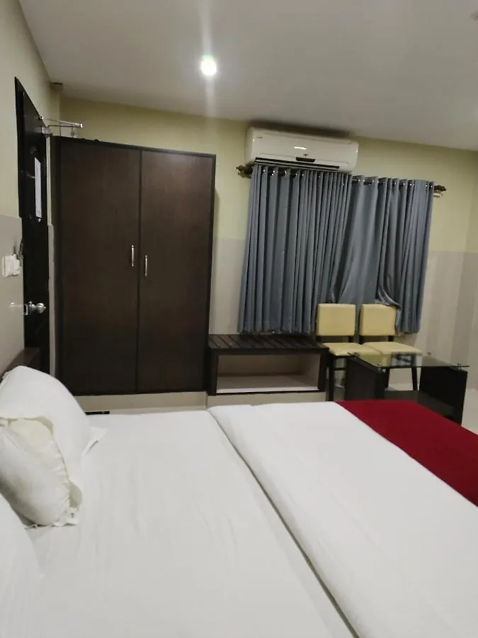 Kottavathil Hotel Tripunithura