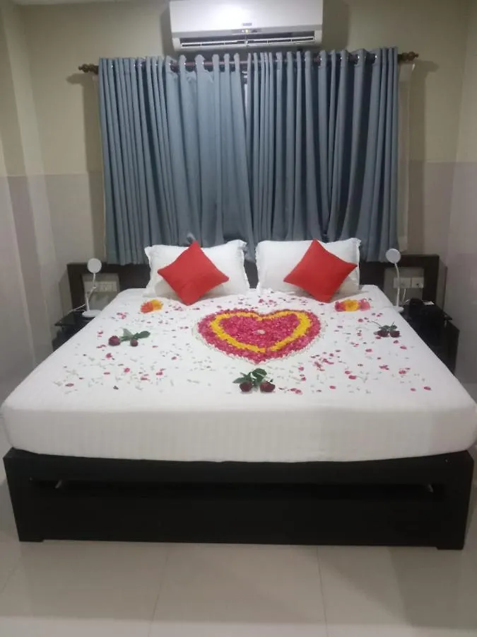 Kottavathil Hotel Tripunithura