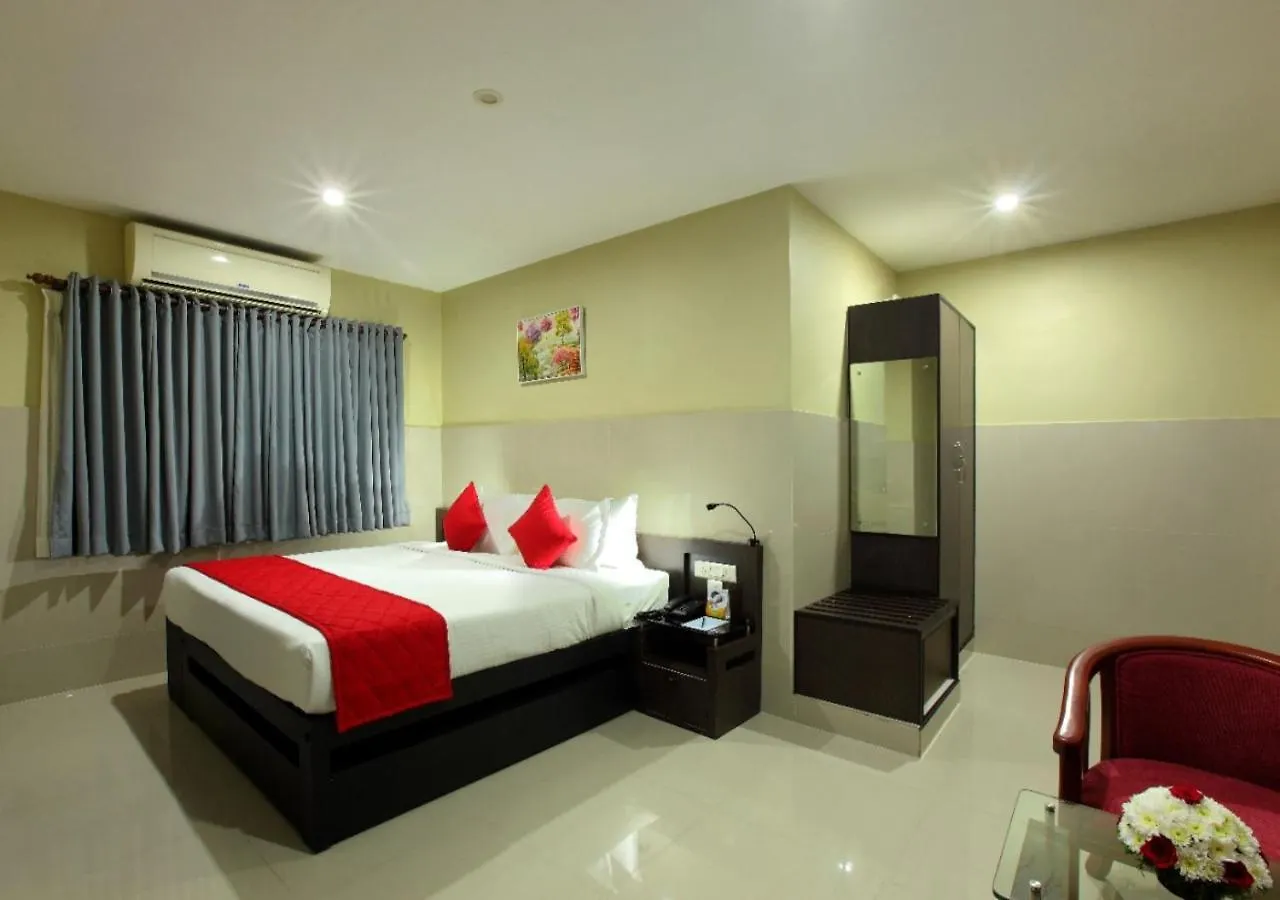 ***  Kottavathil Hotel Tripunithura India